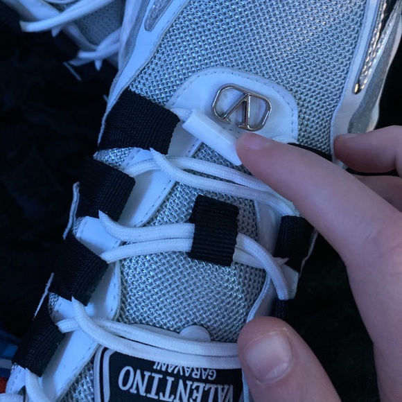 Valentino Mens sneakers designer - Picture 2 of 3